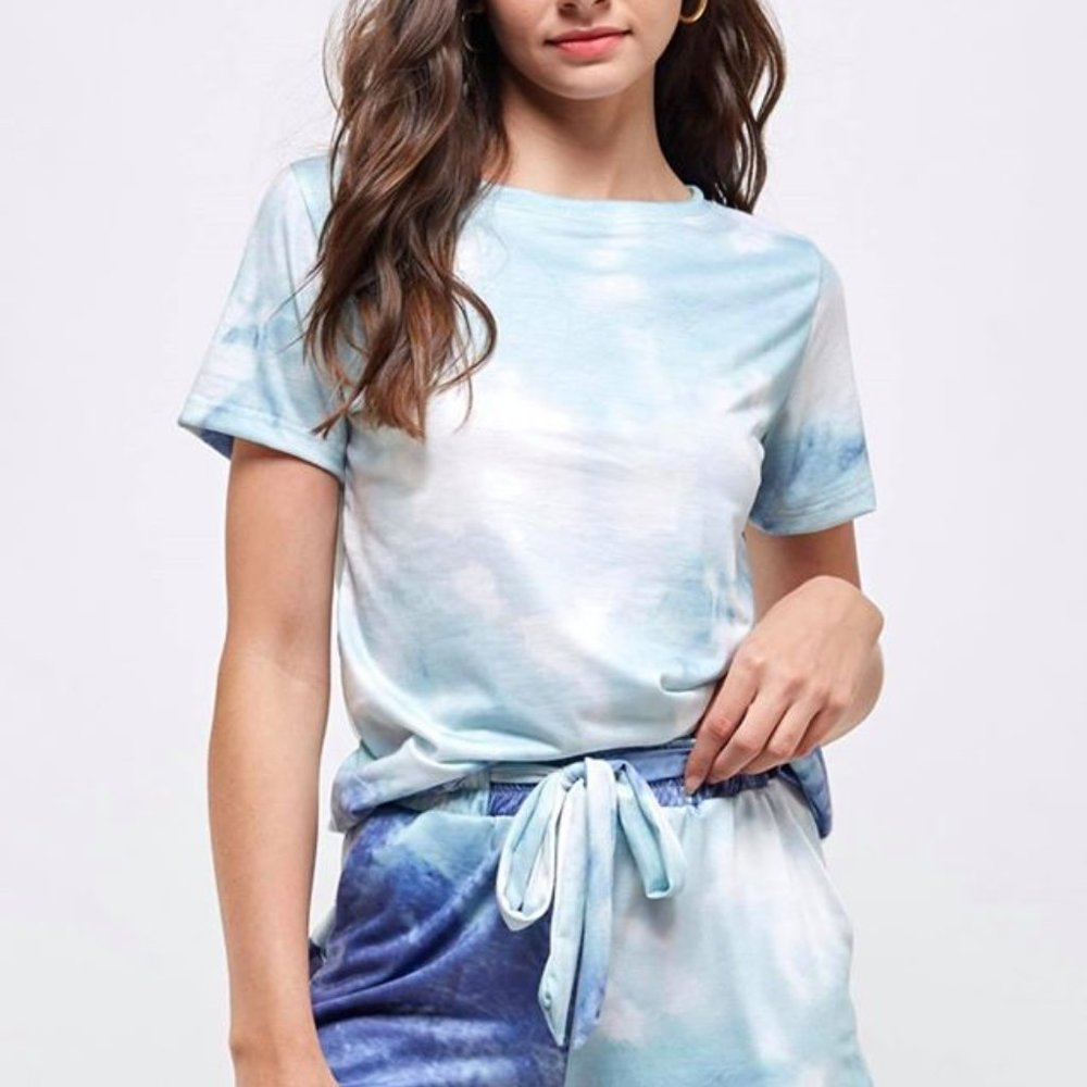Brand New Tie Dye PJ Short Set En Creme Large NWT